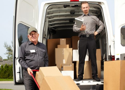 Single-item collection and delivery service in Notting Hill