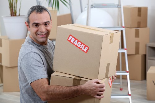 Liability and cancellation terms for removals service