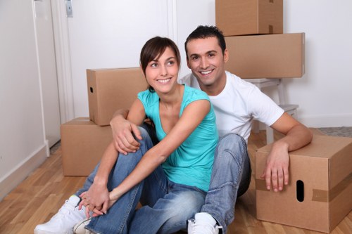 Local moving support for flats and apartments in Notting Hill